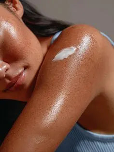 Summer to Autumn: How to Keep Your Skin Glowing as the Weather Gets Colder Lusso Tan