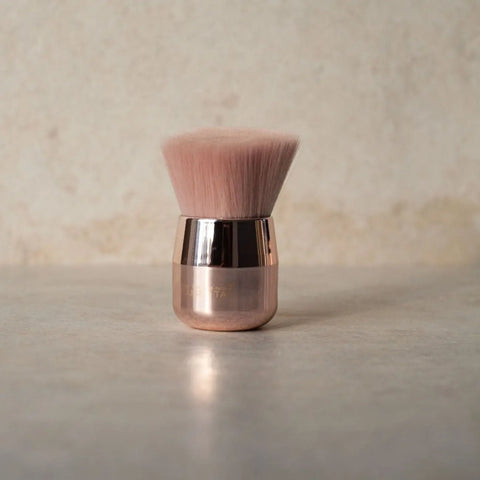 The Sculpted Vegan Sunless Tanning Hand & Face Brush